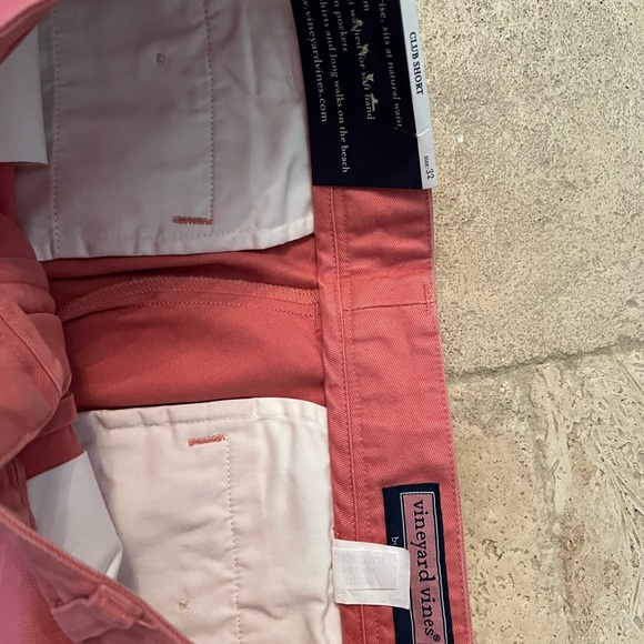 Vineyard Vines Salmon colored shorts - Picture 2 of 4